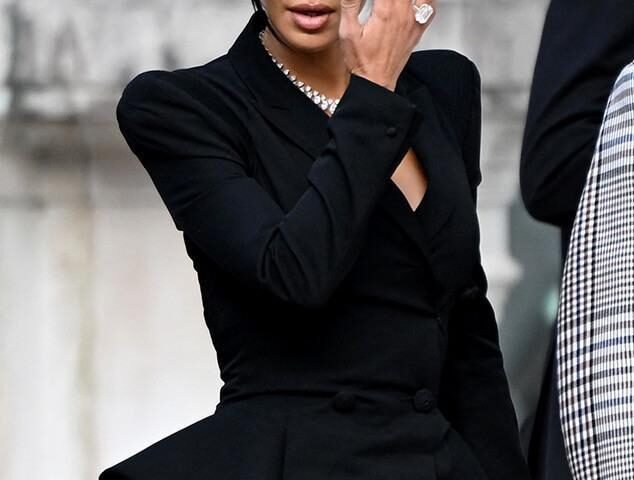 Kim Kardashian $1.5M necklace at Paris trial raises security questions