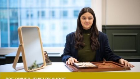 Pre-owned jewelry gains as gold and silver climb — retail signal